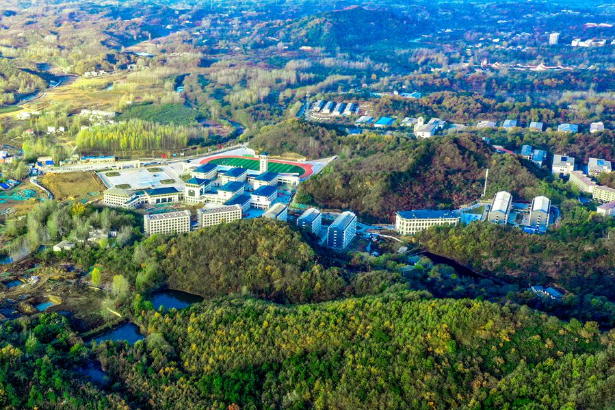 信阳航空职业学院概况